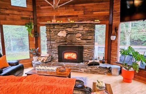 MapleCastle == HotTub, RiverSide, IndoorHummock, FirePlace, BackYard - Foto 5