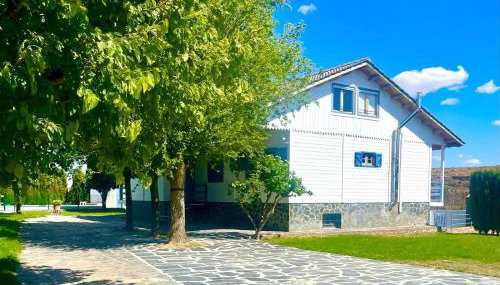 Villa Independiente con Bodega y Barbacoa - perfecto familia y grupos - Foto 1, Garden