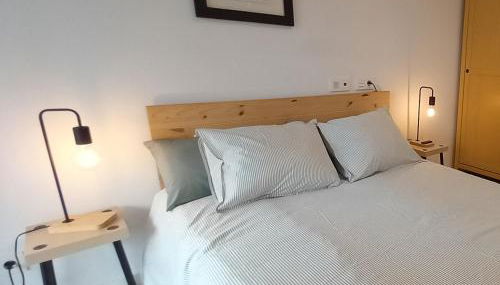 Rooftop pool near the beach and Barcelona - Photo 4