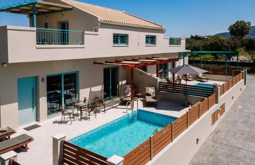 Melior Holiday Houses - Photo 1