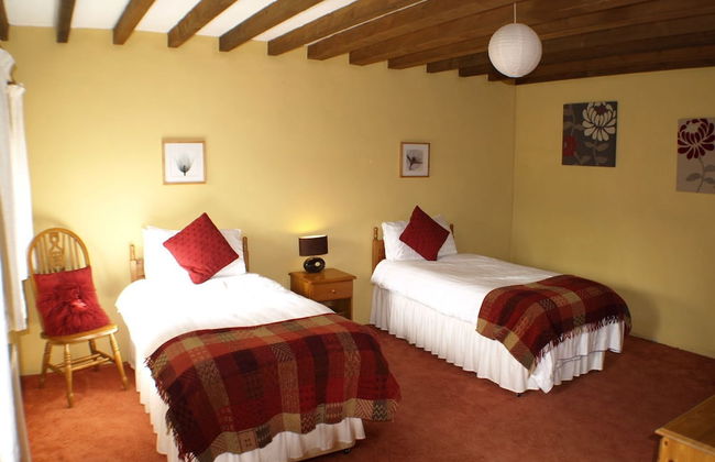 Polean Farm Cottages - Photo 5