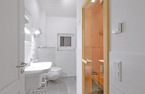 Beautiful Home In Krems Iiwarderbrück - Foto 17