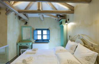 Wild Lavender Mountain Resort - Photo 30