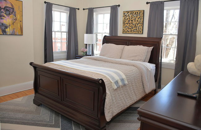 The 87th House - Photo 12