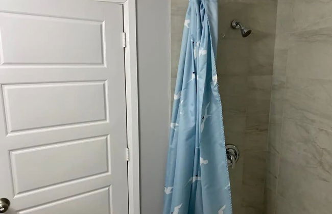 Modern 3 BR Home - Family Friendly - Foto 26