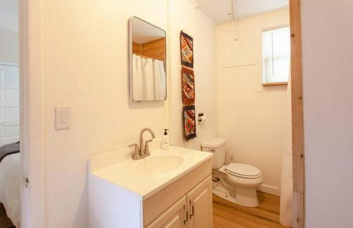 Classic & Cozy Apartments - Parking & Close to DW - Foto 58