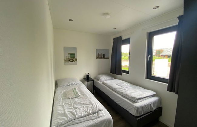 3 bedroom House in Biddinghuizen with swimming pool and terrace - Photo 19