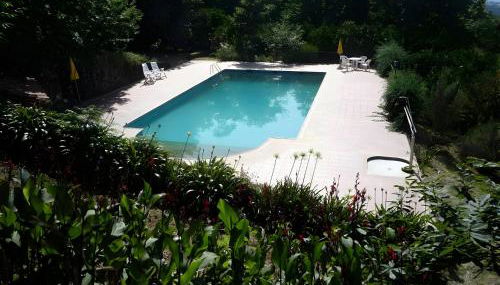 Casa do Alto (ground floor apartment) - Foto 2, Garden, sunbed, Garden view, Shower