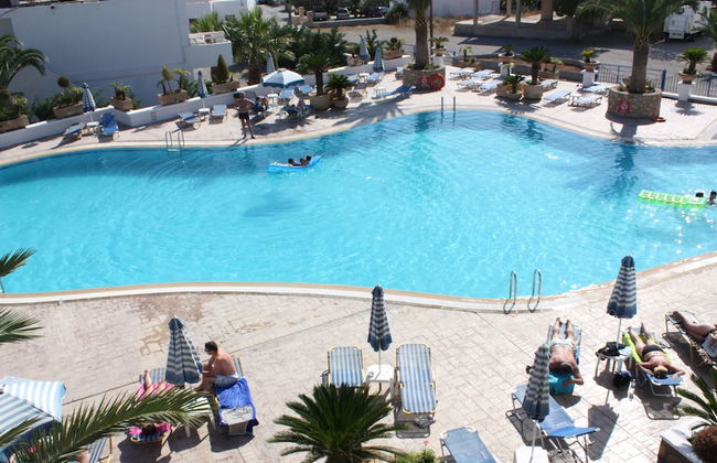 Coliseum Studios & Apartments - Foto 18