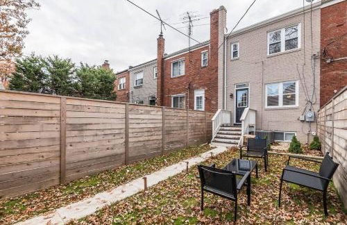 Beautiful 3br 2ba House with cozy backyard by CozySuites - Foto 26