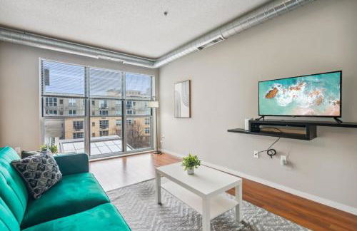 CozySuites 2BR Mill District with pool, gym #02 - Foto 6