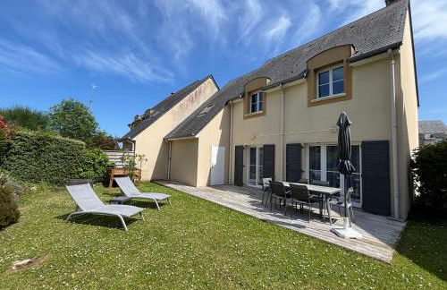 Jolie Colombe, maison 3 ch 2 sdb beau jardin terrasse aménagée à 15 mn à pied de la mer du centre Port en Bessin proche golf et d'Omaha Beach et Bayeux - Photo 35