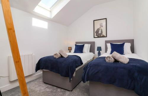 Bumblebee Meadows - Foto 16