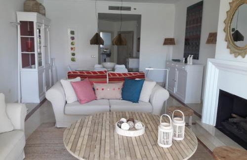 Marbella Holiday & Golf Garden Apartment - Photo 9