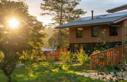 Cedar Lodge - Photo 1