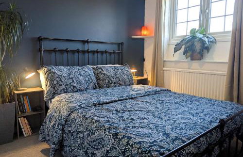 Quirky & cosy 1 or 2 bedroom house in peaceful village - Photo 39