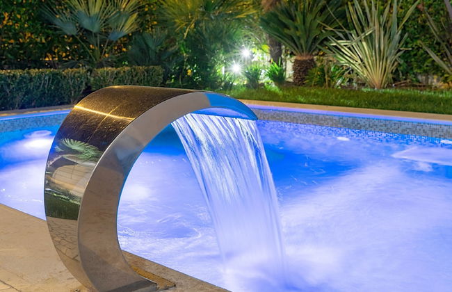 Luxury Lakefront Catullo with pool - Photo 67