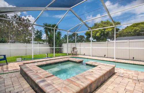 SaltyLux16 Heated Saltwater Pool, Near Beach, Honeymoon Island, Farmer market - Foto 78