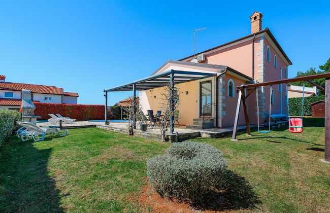 Spacious Holiday Home in Visnjan With Private Pool - Foto 25