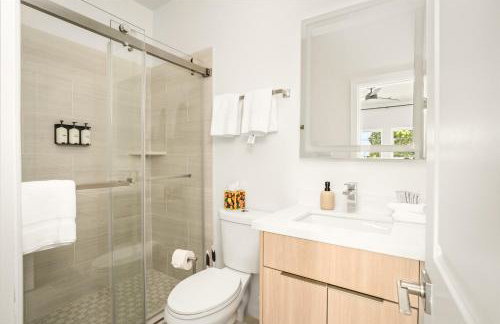 Gated Resort, 2 Homes, 9BR Ensuites, Slps27, Pool - Photo 79