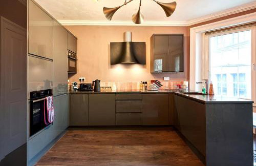 3 Bedroom Apartment - Historic Old Town - Foto 24