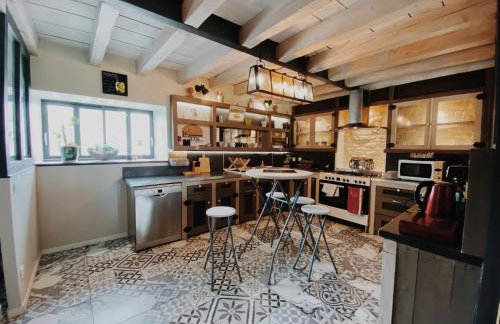 Domaine de Saint Florent - Piscine & Spa - Foto 11