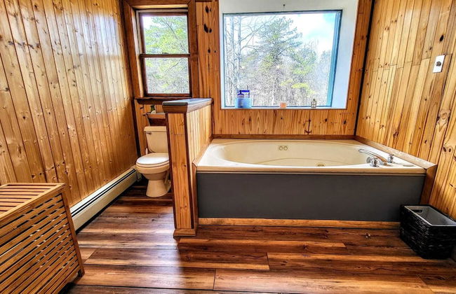 The Wooden Nest by Avantstay Deck, Big Yard w/ Hammocks & Fire Pit - Foto 18