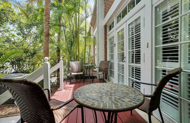 Key West Found by Avantstay Close to Shops w/ Patio & Shared Pool! Week Long Stays Only - Foto 10