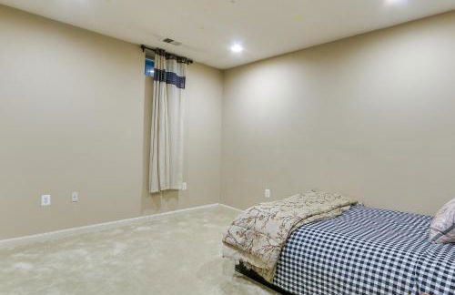 Clarksburg Getaway Near DC and Baltimore Sights! - Photo 11