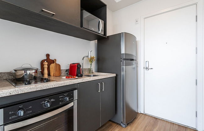 Setin Downtown Praca da Sé by Viva - Prédio completo com piscina perto de estação de metrô no Centro de São Paulo - Foto 61