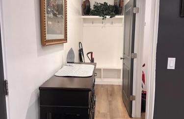 Cozy & Comfy Mountain-View Home Airport 15 min - Foto 2