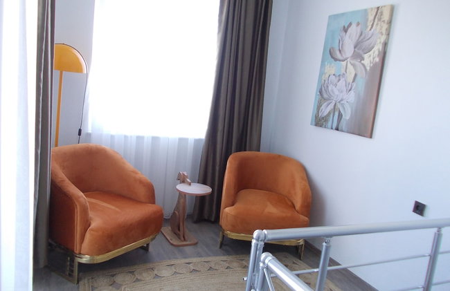 Sorta Hotel - Photo 60