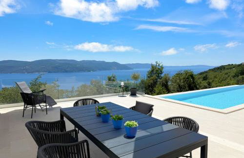 Villa Ena in a peaceful location with a sea view - Foto 1