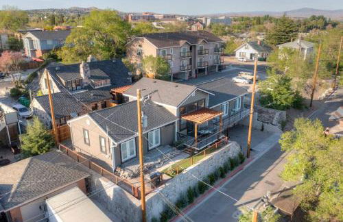 Stunning View! UNR-Groups-Deck-Reno-Minerva House - Foto 7