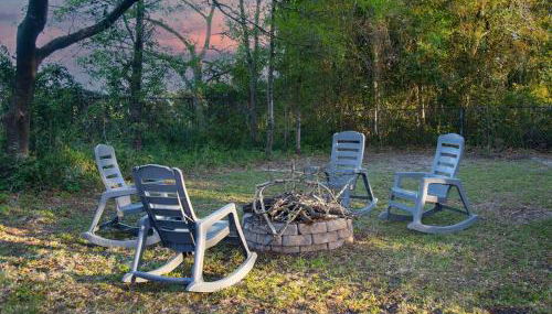 A-Near the Beach Bring a Boat w King Bed! - Foto 2