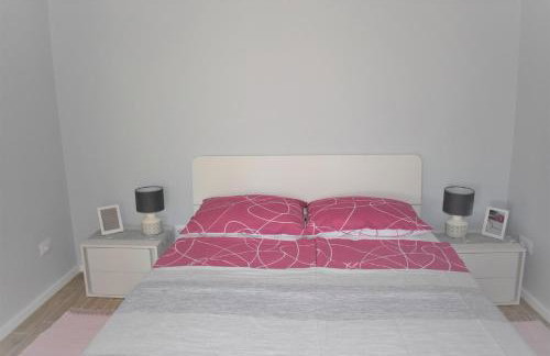 Apartman Tomki - modern, refurbished 2 bedroom apartment - 4 guests - Foto 10