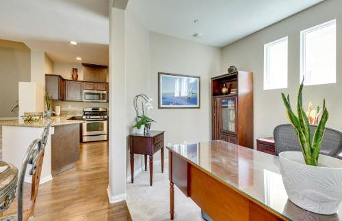 Walk to Public Transit Oceanside Home with Balcony - Photo 10