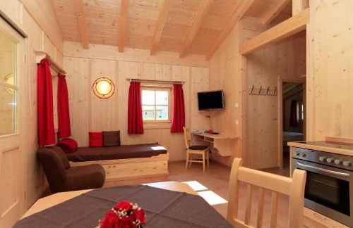 Alpenchalets Hotel Lambach - Photo 6