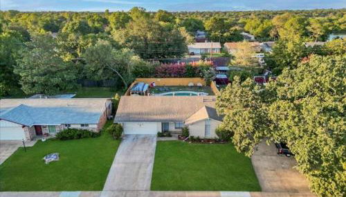 4BR 2B Home with Pool Hot Tub Fire Pit - Foto 3