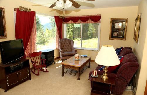 Charming Suite Rental with Peaceful Views near Lake Pend Oreille in Idaho - Foto 2