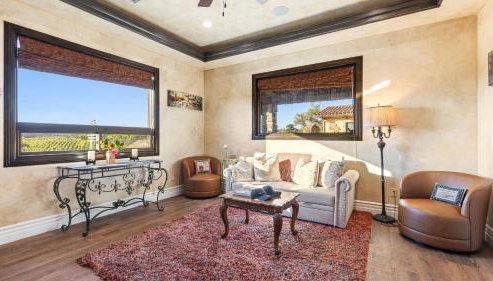 Soaking Tub Vineyard Views Wine Trail Access The Casita at Vines Estate by AvantStay - Foto 3, Other