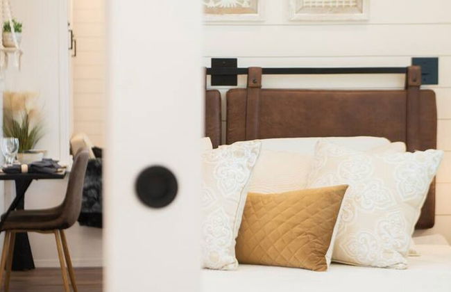 The Newtonian Tiny Container Home Near Magnolia - Foto 11