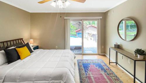 Haven Retreat in Catskills w Hot Tub & Bar Hall - Foto 2