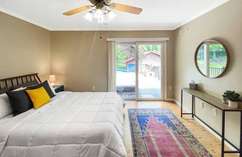 Haven Retreat in Catskills w Hot Tub & Bar Hall - Foto 2