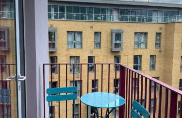 2 Bed Flat with Balcony - Zone 1 Central London - Foto 12