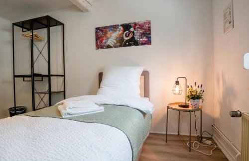 janu-homes - 3 Zimmer Apartment - 4 Betten, Waldblick vom Kirchplatz - Foto 25