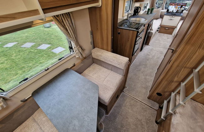 Brand new Touring Caravan Sited all Setup Ready - Photo 4