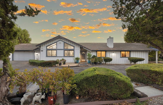 Paso Vista Bella by Avantstay Luxe Group Escape w/ Wine Country Views - Foto 1