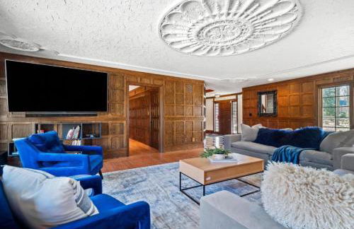 Unique Estate 5 Bedrooms Fire Pit Sleeps 10 - Foto 1