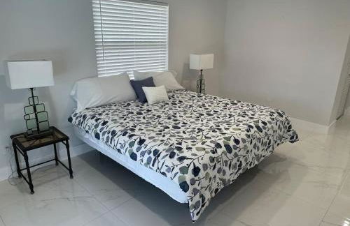 Cozy 2 BR Waterfront home with Heated Pool - Foto 22